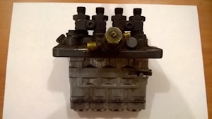 Wysokociśnieniowa pompa paliwa do silnika Kubota V2203/V2403