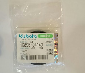 Uszczelka olejowa wału korbowego przednia #1G896-04140